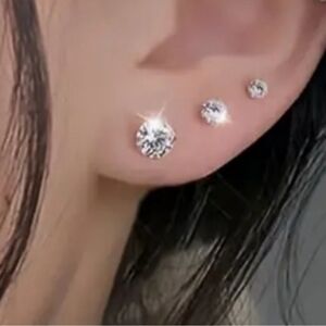 New Sterling silver earrings cubic zirconia solitaire studs 925